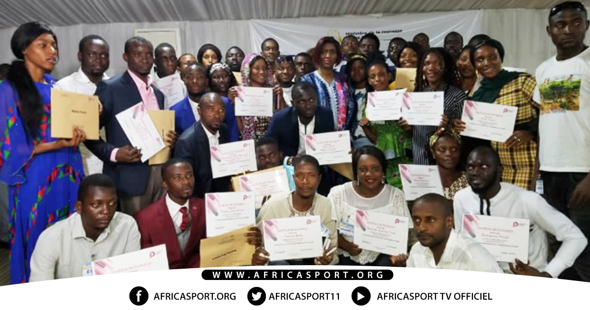 Sport et Entreprenariat : le département du ministre Béa Diallo fait bénéficier 40 jeunes d’une formation sous le thème « ouvrir le champ des possibles »