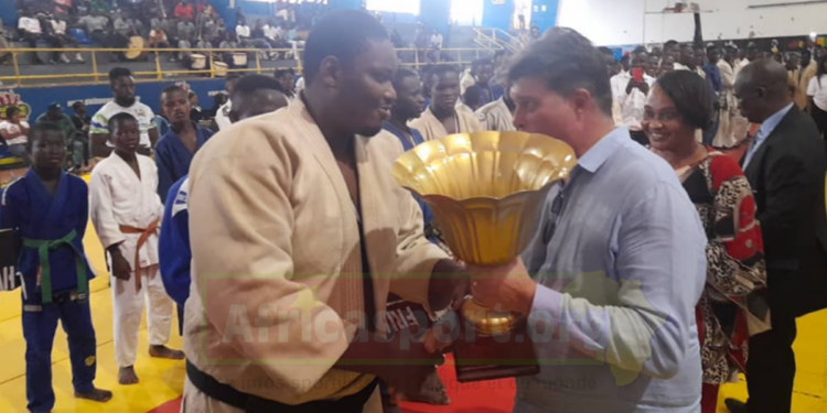 Judo : la 1ère édition de la coupe de l’amitié Franco-Guinéenne a eu lieu ce dimanche à Conakry