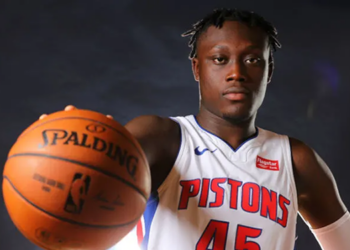 Basketball : Sékou Doumbouya, franco-guinéen, veut revenir en NBA !