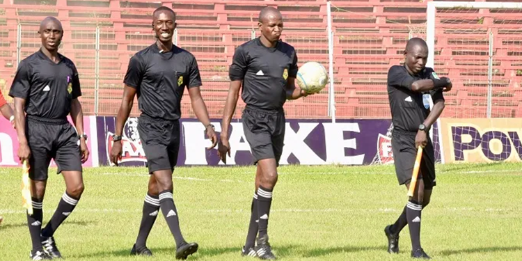 Guinée : fin de saison pour trois arbitres (suspendus)