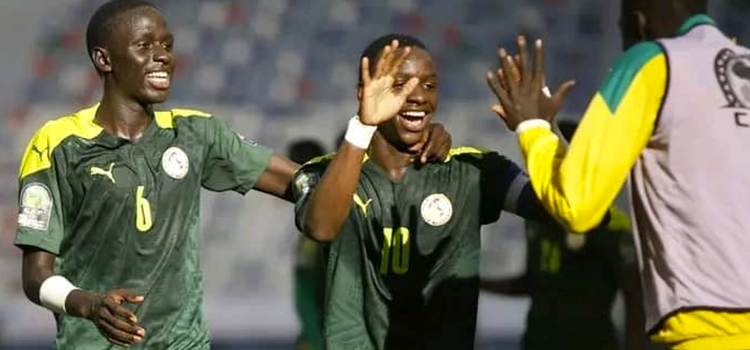 CAN U17 : Sénégal étrille Afrique du Sud en quart et décroche une double qualif.