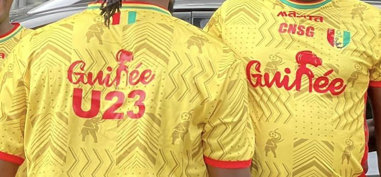 CAN U23 (jet de bouteilles sur la pelouse) : la CAF prévient la Guinée « des sanctions plus sévères pourront être imposées »
