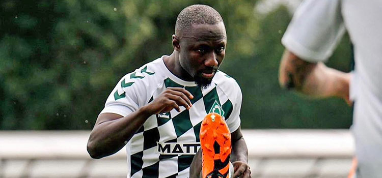 Ça recommence !  Naby Keita se blesse avec Werder Brême à l’échauffement