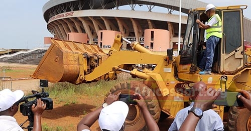 Coup d’envoi des travaux de mise en normes sur le stade Général Lansana Conté de Nongo