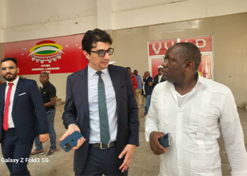 Décidé à rendre opérationnel le stade GLC, Bouba Sampil visite les lieux