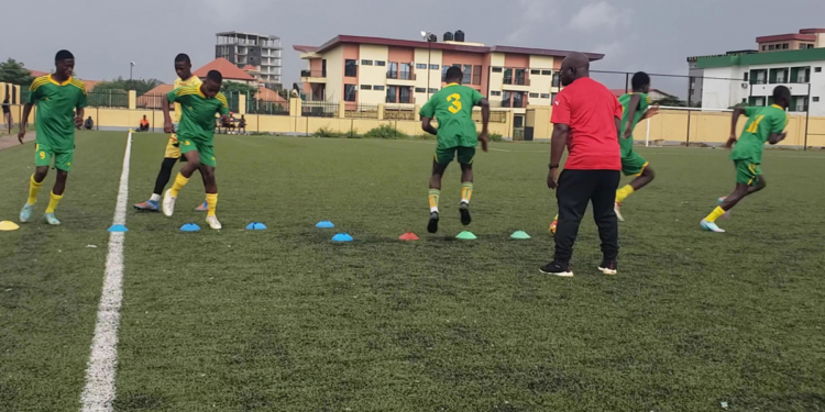 Équipe scolaire (Guinée) : les U15 en préparation au centre technique