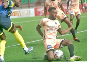 D1 / Côte d’Ivoire (J6) : AFAD perd des points, Asec Mimosas et Mouna se neutralisent — Les résultats complets
