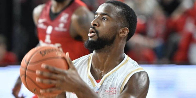 Alpha Diallo, la fusée guinéenne de la Grèce en France !
