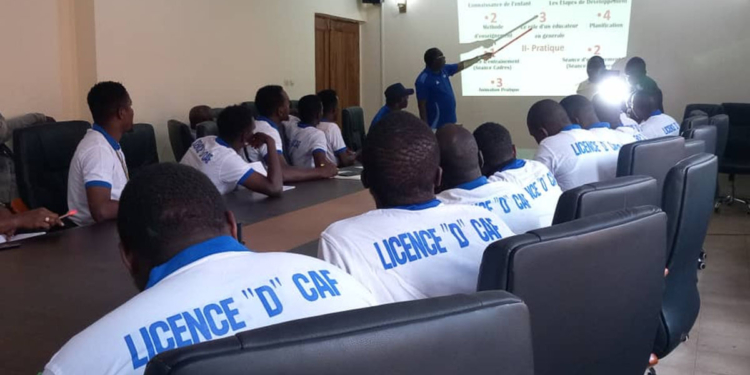 Labé : 35 éducateurs de football en formation pour décrocher la Licence D CAF