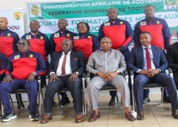 Guinée : un expert de la CAF forme les instructeurs locaux