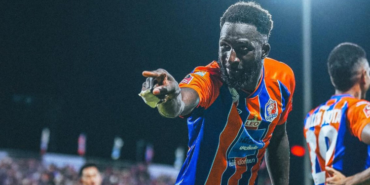 Lonsana Doumbouya anticipe déjà sa reconversion : « L’idée pour moi, c’est d’aider des joueurs qui commencent en Europe et qui n’ont pas forcément un bon suivi »