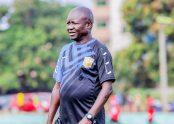 horoya-ac-nouhoum-diane-entraineur-contestation-arbitrage-ligue1-guinee-2026