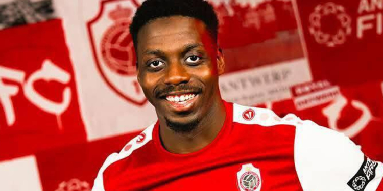 Transfert : Mohamed Bayo débarque en Belgique