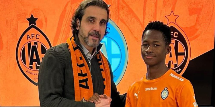 Officiel : Ibrahima Chérif Fofana (Guinéen) s’engage avec un club suédois