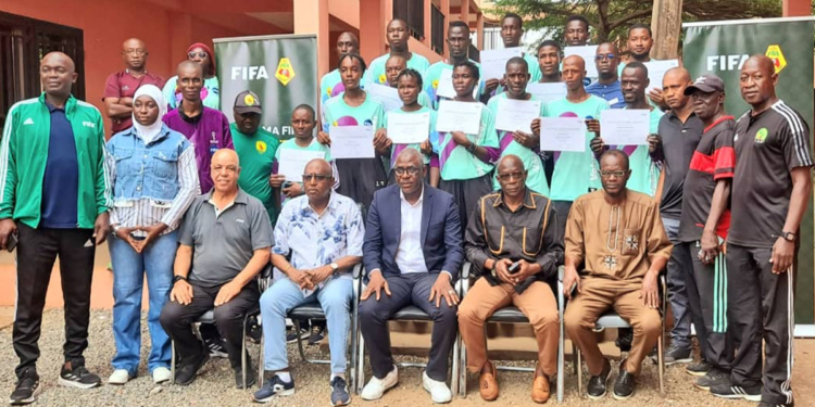 Beach Soccer / Guinée : clôture du stage des arbitres !
