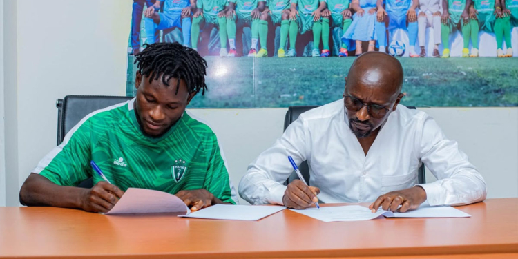 Ligue 1 : le Hafia FC annonce le recrutement d’un nouvel attaquant