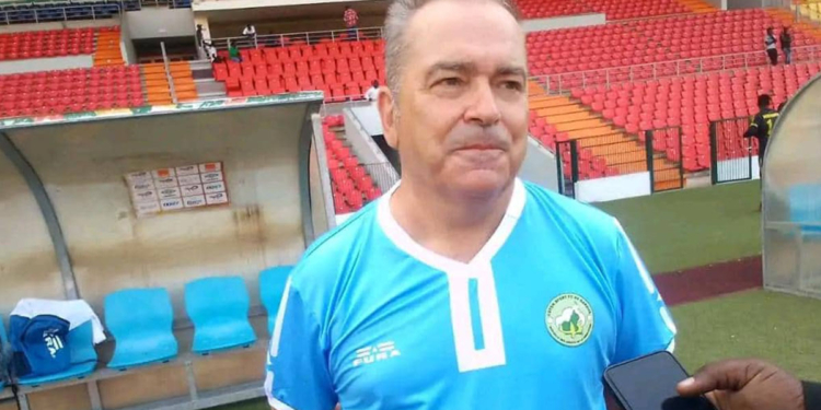 Stade d’Abidjan : Daniel Breard, ancien coach du CI Kamsar, prend les commandes