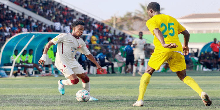 feguifoot-mamadi-diomande-blasco-barry-ligue1-guinee-2025-2026.jpg-africasport