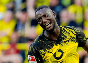 dortmund-serhou-guirassy-passe-decisive-dortmund-bundesliga-allemagne-2025.jpg-africasport