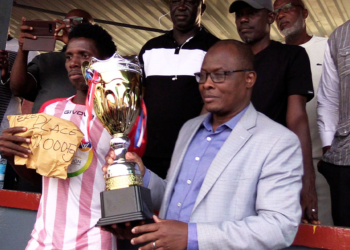 tico-tamakene-sacre-tournoi-dr-sampou-boke-guinee-2025.jpg-africasport