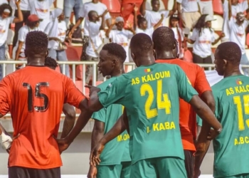 ask-kaloum-victoire-horoya-classico-ligue1-guinee-2025.jpg-africasport
