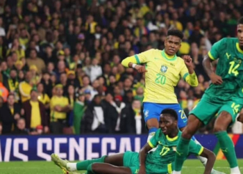 bresil-sénégal-amical-londres-defaite-lions-teranga-novembre-2025.jpg-africasport