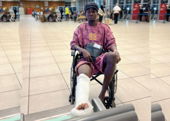 hafia-fc-salifou-camara-blessure-evacuation-tunisie-ligue1-guinee-2025.jpg-africasport