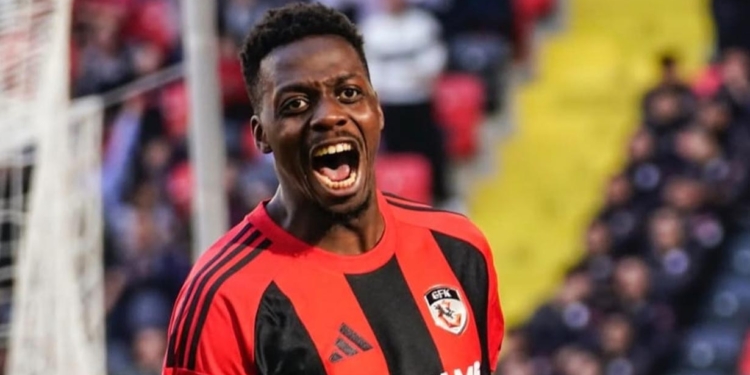 syli-national-onze-semaine-joueurs-guineens-europe-africasport-2025.jpg-africasport