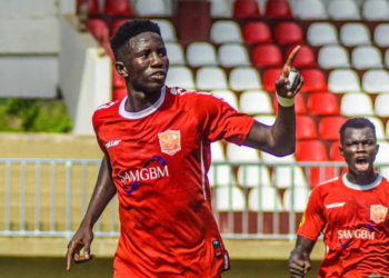 -ligue1-guinee-horoya-as-kaloum-resultats-classement-football-2025-africasport-conakry