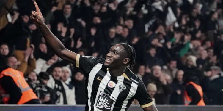 villarreal-sidiki-cherif-transfert-sco-angers-liga-espagne-mercato-2025.jpg-africasport-conakry