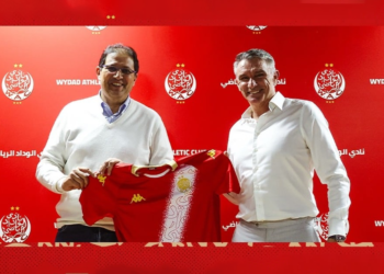 wydad-casablanca-patrice-carteron-nomination-entraineur-botola-maroc-2026.jpg