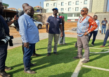 ministere-sports-mamadou-cellou-balde-visite-terrains-proximite-conakry-infrastructures-guinee-2026.jpg