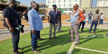 ministere-sports-mamadou-cellou-balde-visite-terrains-proximite-conakry-infrastructures-guinee-2026.jpg