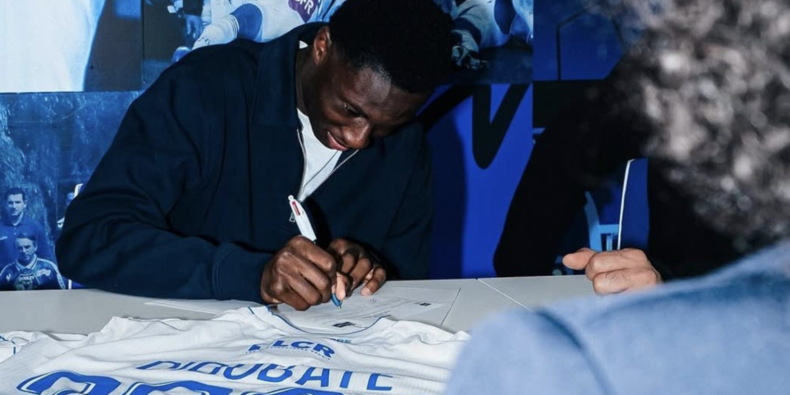 aj-auxerre-lamfia-dioubate-premier-contrat-professionnel-ligue1-france-2026.jpg