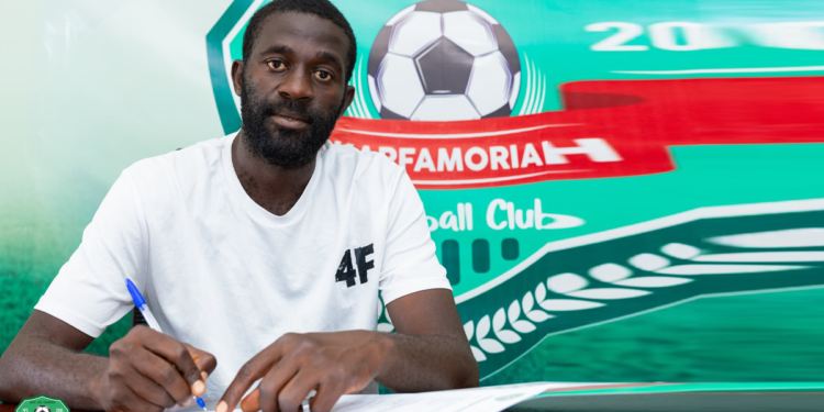 karfamoriah-fc-kabinet-kouyate-signature-karfamoriah-fc-ligue1-guinee-2026.jpg