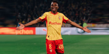 mamadou-sangare-rc-lens-prix-marc-vivien-foe-2026-ligue1-france-saison.jpg