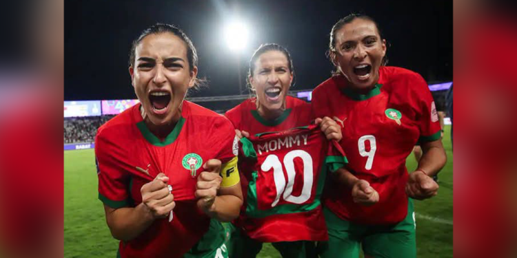 Les joueuses du Maroc célèbrent leur victoire 4-0 face au Kenya lors de leur premier match de la CAN féminine 2026 à Rabat.