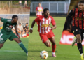 N'fanly Sylla célèbre son triplé tandis que Bafodé Diakité et Moussa Diallo se distinguent avec leurs clubs respectifs lors des performances des Guinéens évoluant à l'étranger.N'fanly Sylla célèbre son triplé tandis que Bafodé Diakité et Moussa Diallo se distinguent avec leurs clubs respectifs lors des performances des Guinéens évoluant à l'étranger.