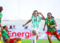 Les sélections du Malawi et du Cameroun célèbrent leur qualification pour les demi-finales de la CAN Féminine 2026.