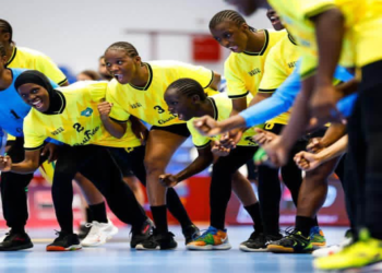 Les handballeuses guinéennes U18 lors de leur match nul face à l’Ouzbékistan au Championnat du Monde féminin de handball 2026.