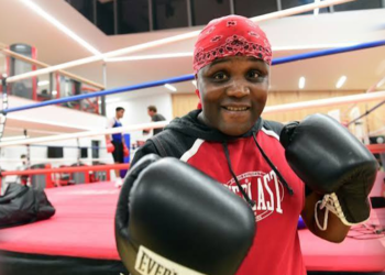 Lansana Bea Diallo, ancien boxeur professionnel et actuel ministre guinéen chargé de la Jeunesse.