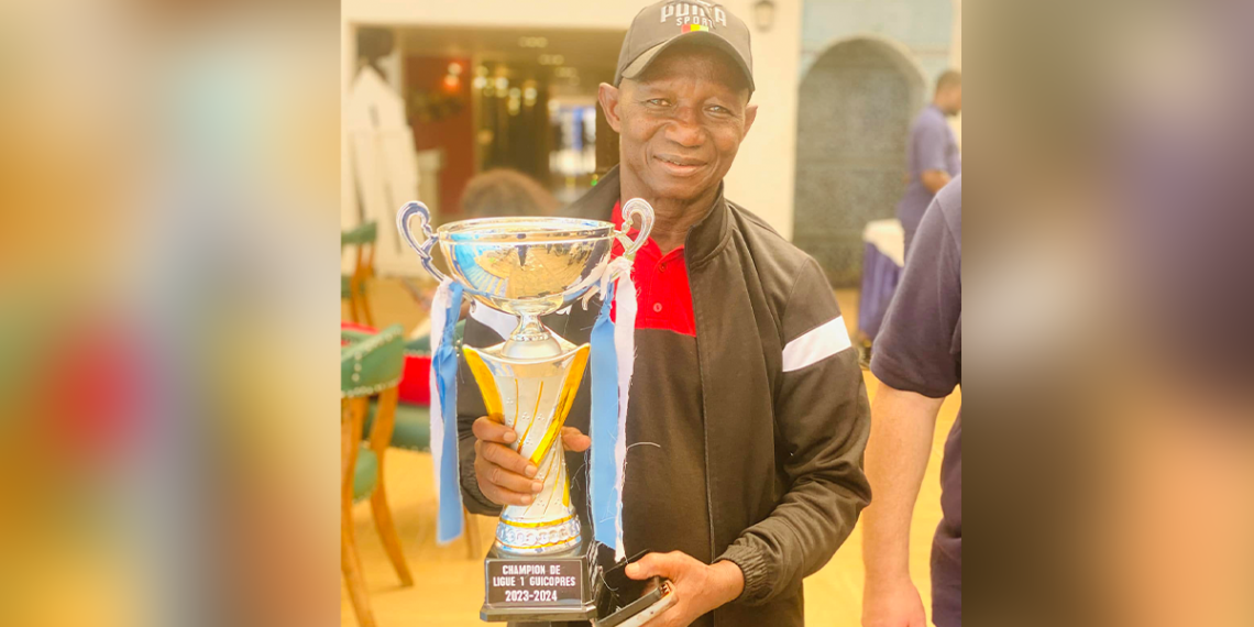 Texte alternatif : Mamadouba Sylla « Gaucher », ancien entraîneur du Milo FC de Kankan.
