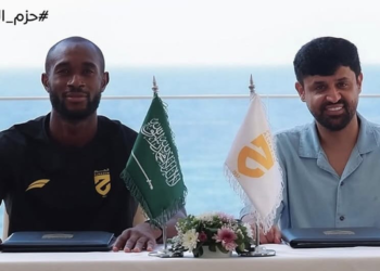 Mory Konaté lors de sa présentation officielle sous les couleurs d'Al Hazem SC en Arabie saoudite.