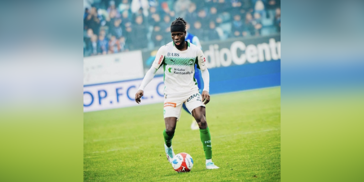 Aliou Badara Baldé, Ibrahima Camara et Momo Yansané en action avec leurs clubs respectifs lors des compétitions disputées à l’étranger.