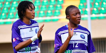 Les joueuses de l’AS Bolonta après leur élimination en demi-finale du tournoi zonal féminin UFOA-A en Gambie.