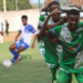 Yamoussoukro FC célèbre sa victoire face à l’ASEC Mimosas en Ligue 1 ivoirienne.