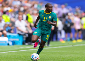 Les joueurs du Sénégal célèbrent leur match nul face au Mozambique.