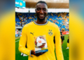 Serhou Guirassy célèbre son but lors de la victoire de Dortmund face à Hoffenheim en Bundesliga.