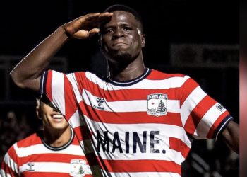 Aboubacar Camara célèbre son but avec le Portland Hearts of Pine.