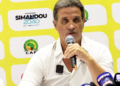 Paulo Duarte dévoilant la liste du Syli National pour les éliminatoires de la CAN 2027.